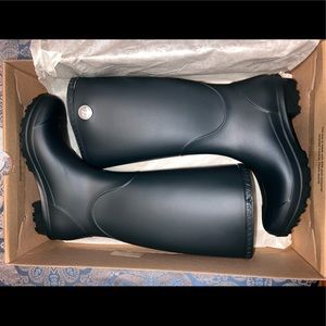 Ugg rain boots
